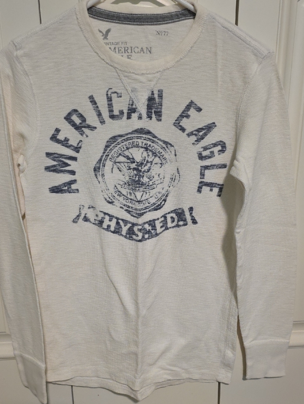 American Eagle Outfitters Cream Tee with Navy Graphic